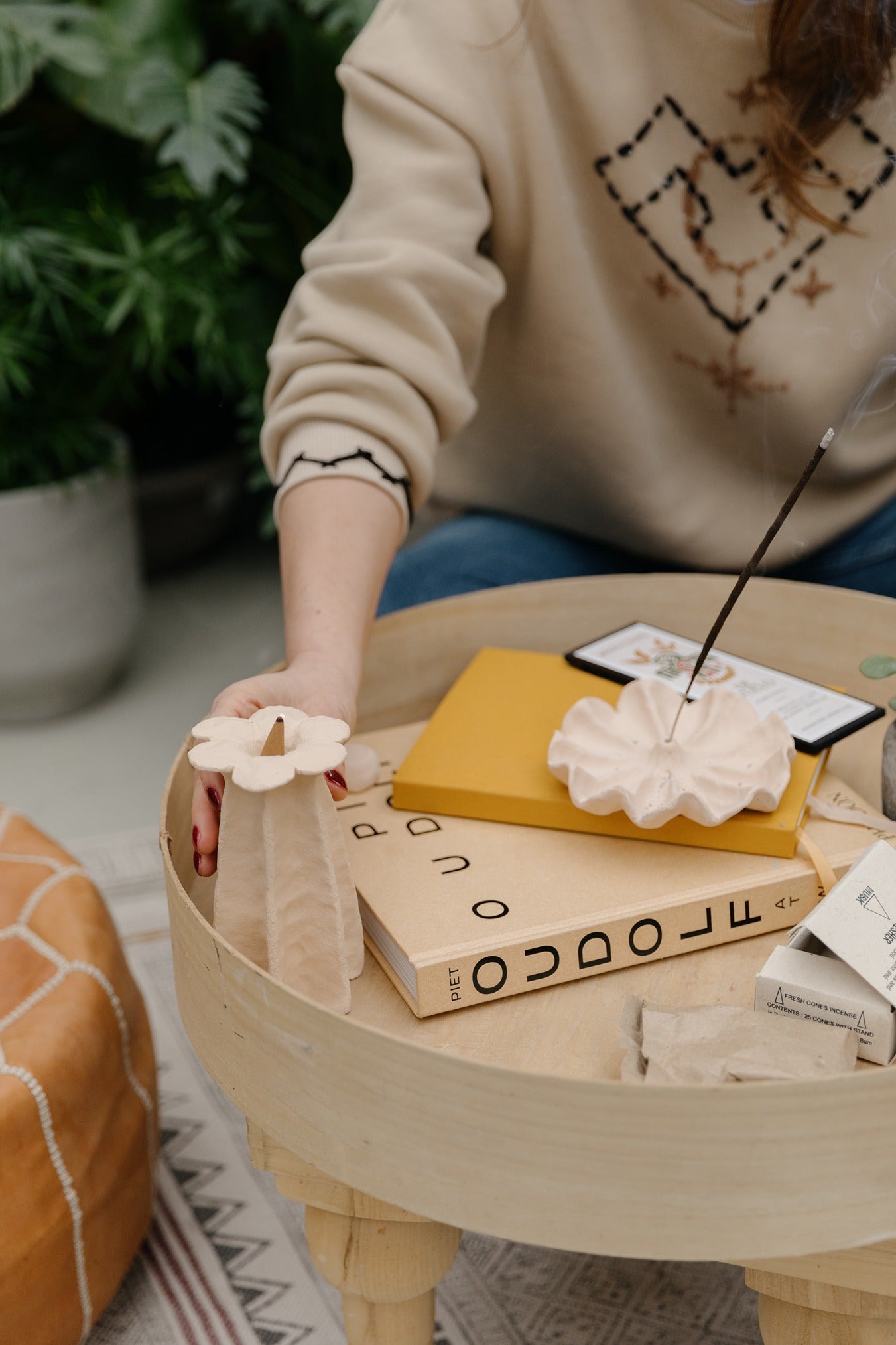 Flora Incense Holder - Peach