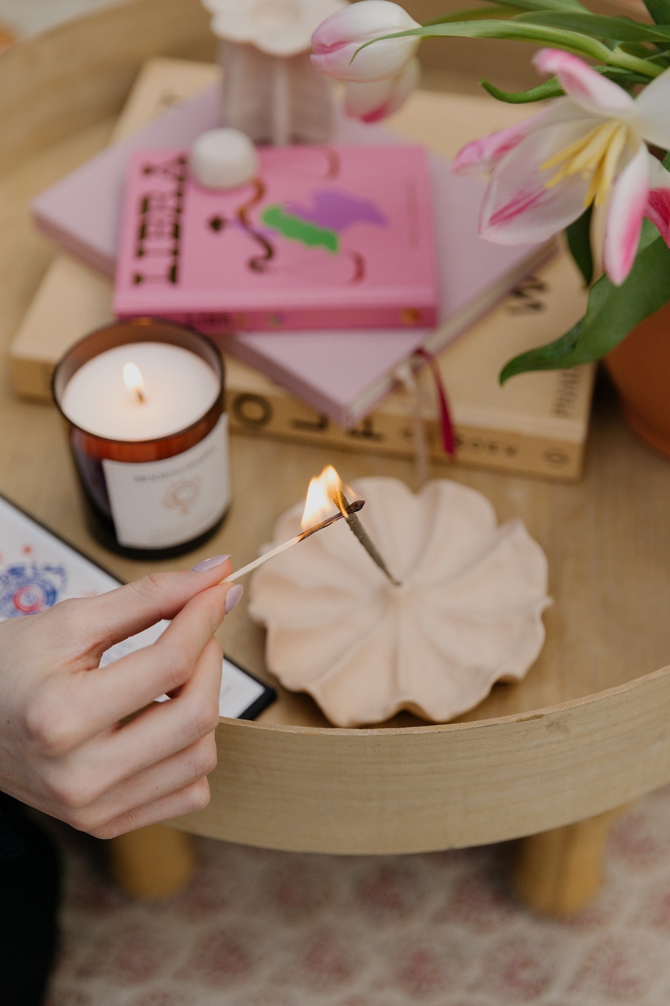 Flora Incense Holder - Peach