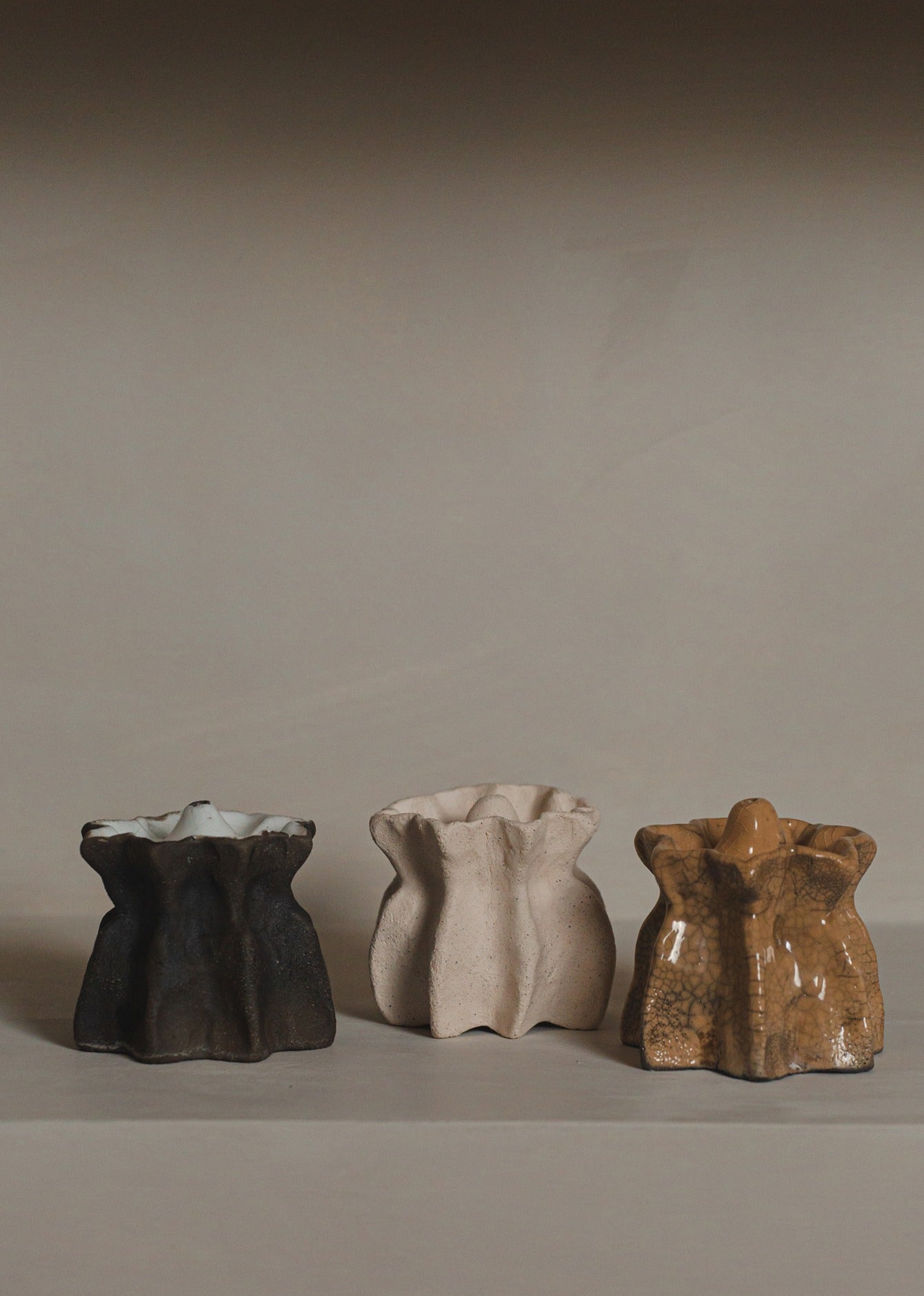 Makyvky Incense Holder - Dark Grey