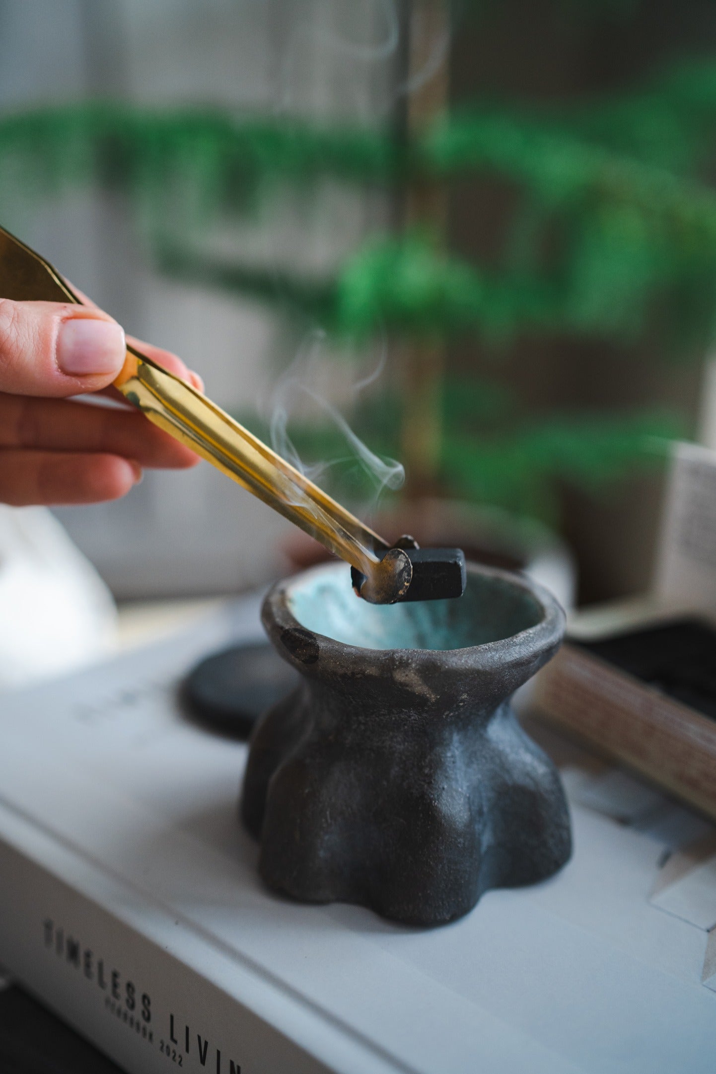 Frankincense & Resin Ceramic Burner  - Dark Grey